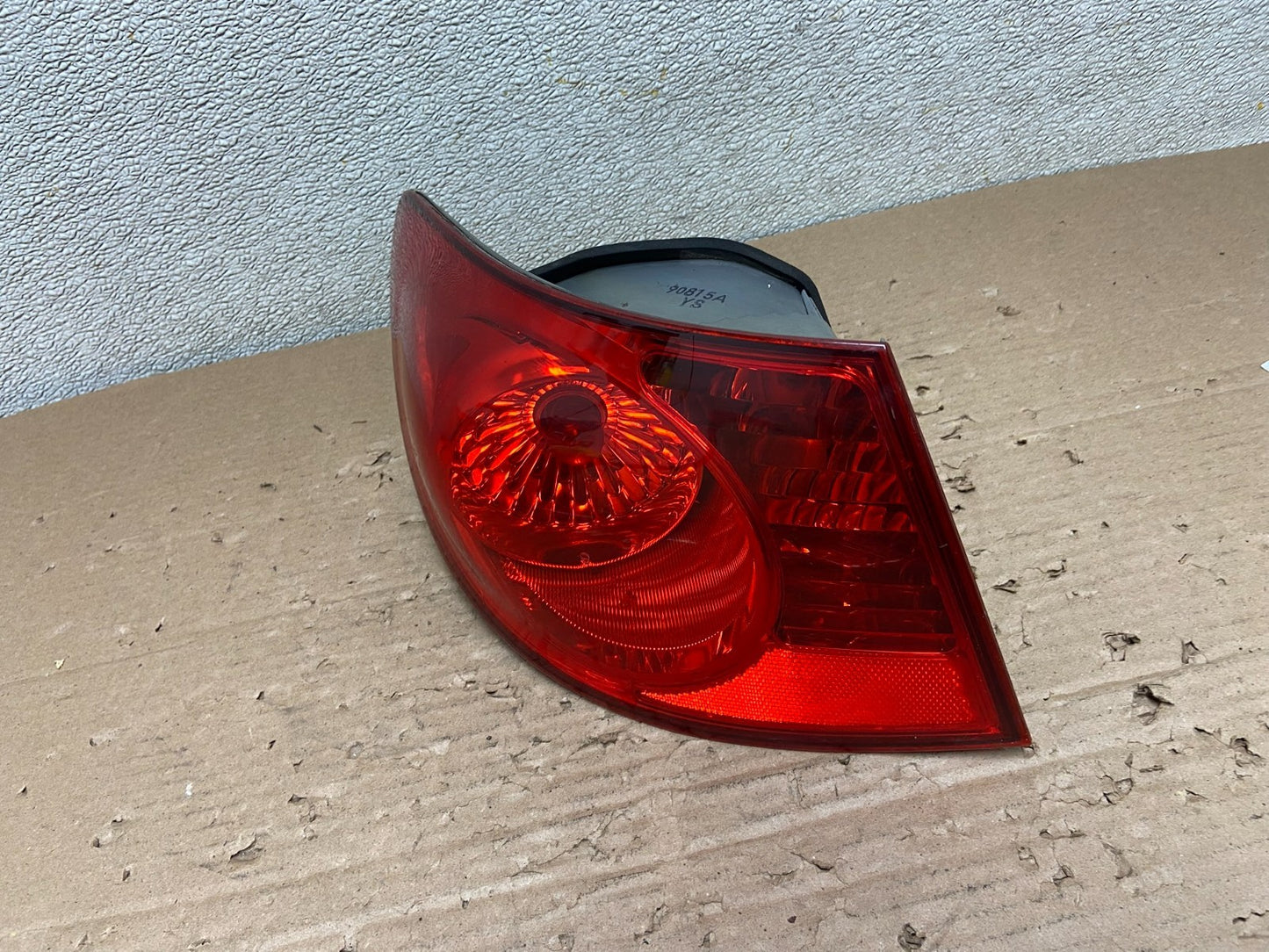 2007 to 2010 Hyundai Elantra Sedan Left Driver Side Tail Light Oem AB1568 LK1