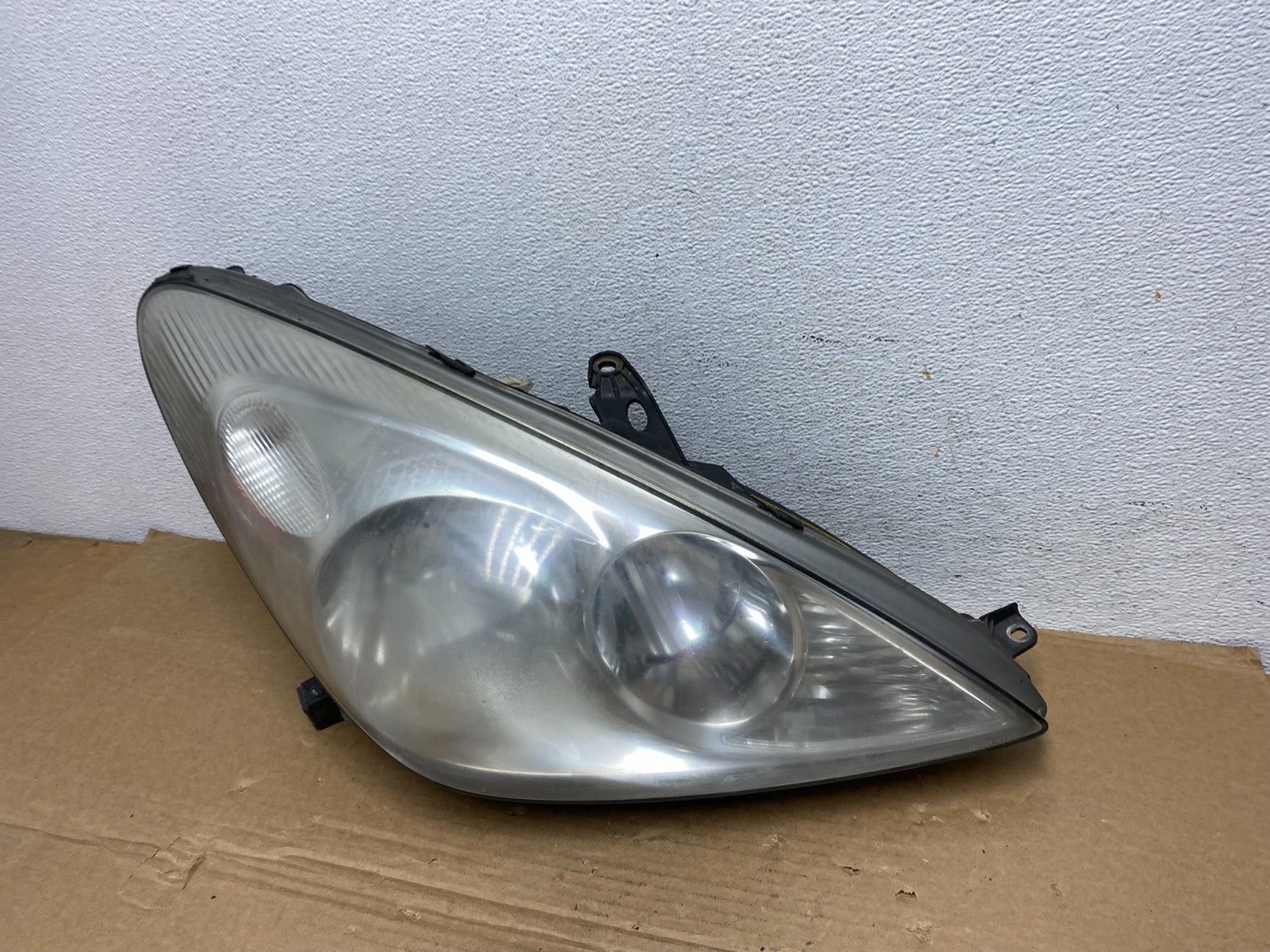 2002 - 2004 Lexus Es300 Es330 Right Passenger Headlight Hid Xenon AD3851 DW1