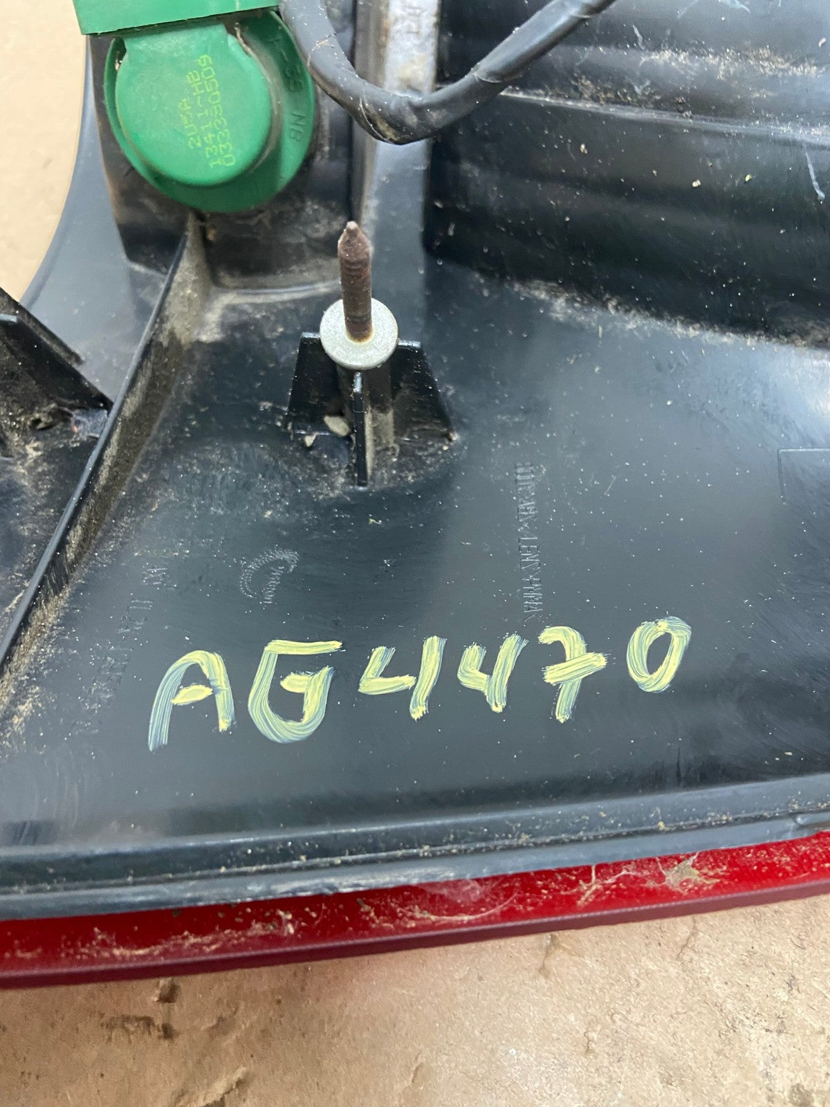 2002 to 2005 Ford Explorer Left Driver Lh Side Tail light AG4470 LK6