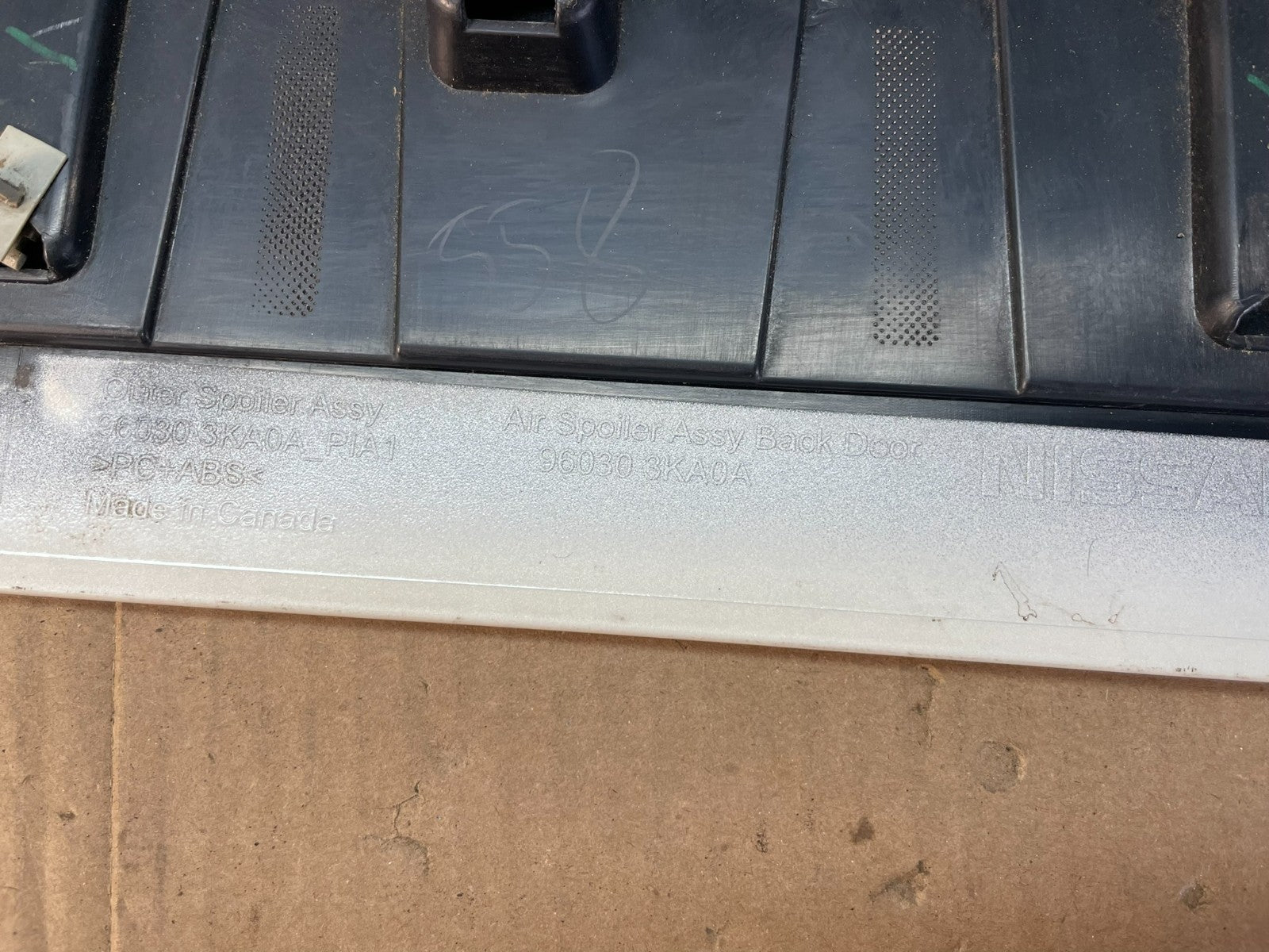 2013-2020 Nissan Pathfinder Rear Spoiler Wing Oem AC1886 DG7