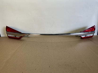 2017-2018 Ford Fusion Rear Trunk Trim Moulding Inner Tail Light ah6415 DG0