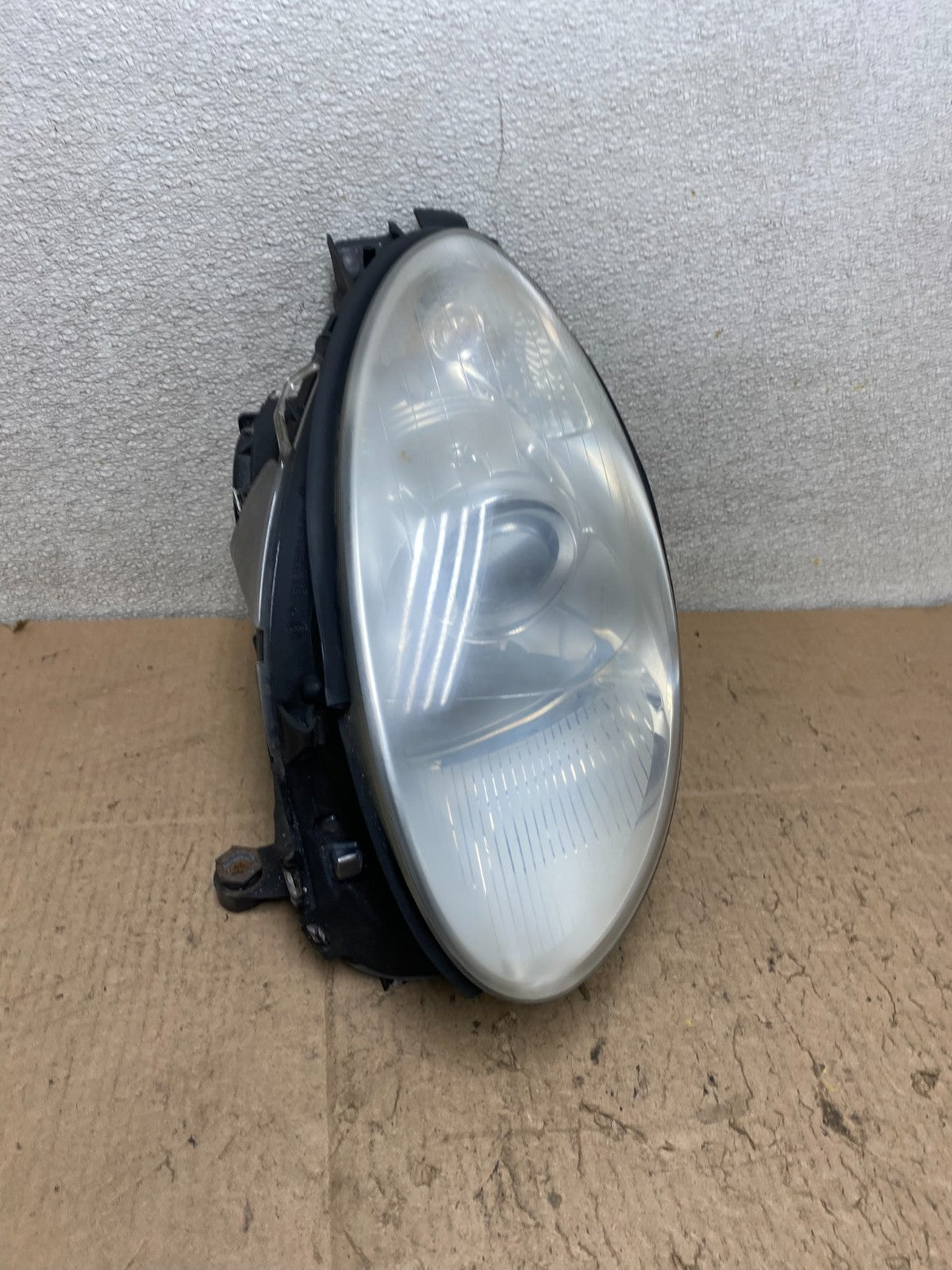 Halogen 2006 2010 Mercedes W251 R-Class Left Driver LH Headlight OEM W2693 DW2