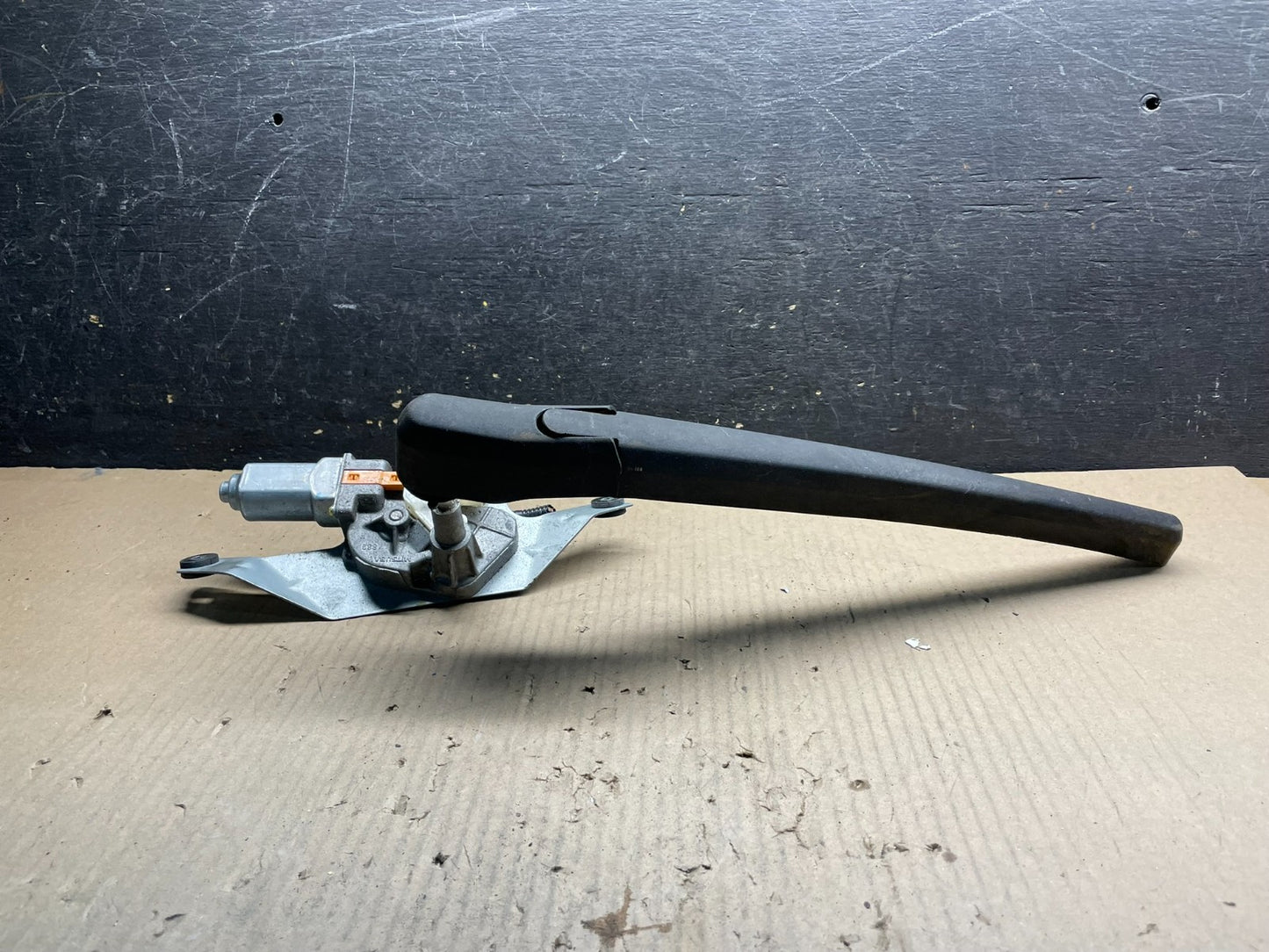 2010-2017 Chevrolet Equinox Rear Glass Windshield Wiper Motor X0521 DG3