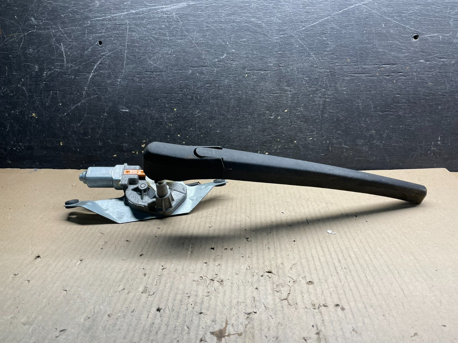 2010-2017 Chevrolet Equinox Rear Glass Windshield Wiper Motor X0521 DG3