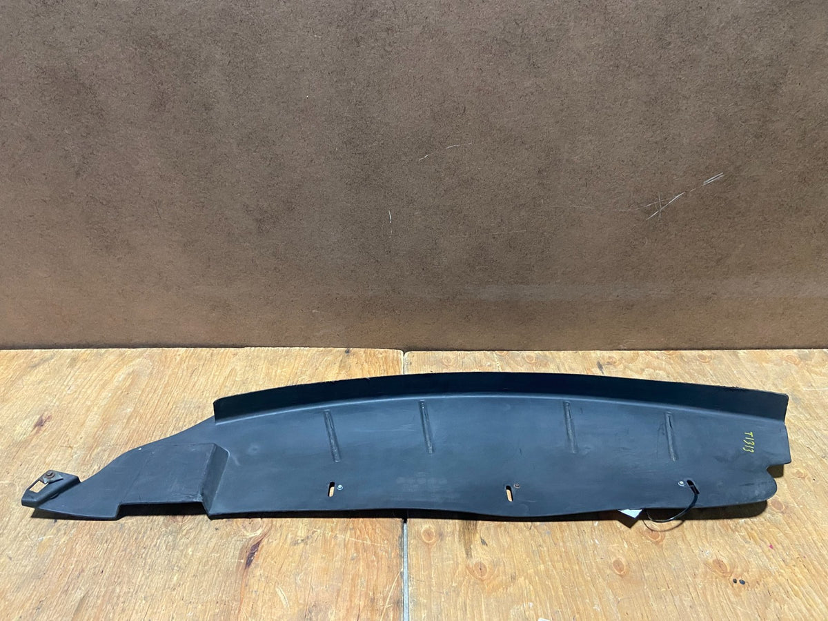2008 to 2009 Ford Taurus Front Deflector T1313 PS3