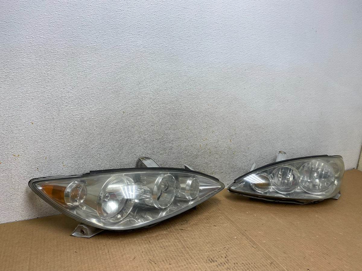 2005 to 2006 Toyota Camry Left+Right Side Set Halogen Headlights AI6631 DW2