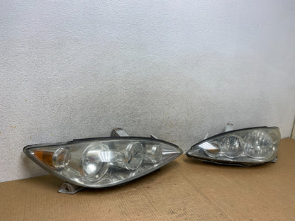 2005 to 2006 Toyota Camry Left+Right Side Set Halogen Headlights AI6631 DW2