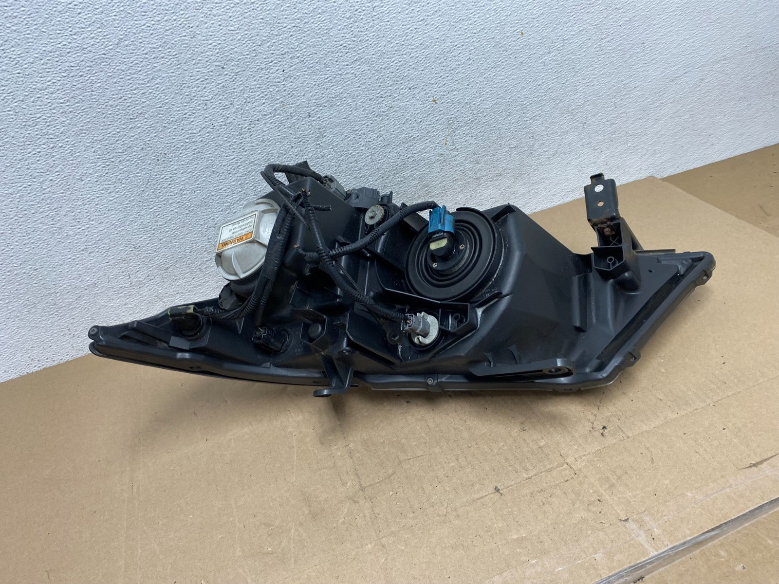 2007 2008 2009 Acura MDX Headlight Xenon HID Right Passenger RH AE6701 DW6