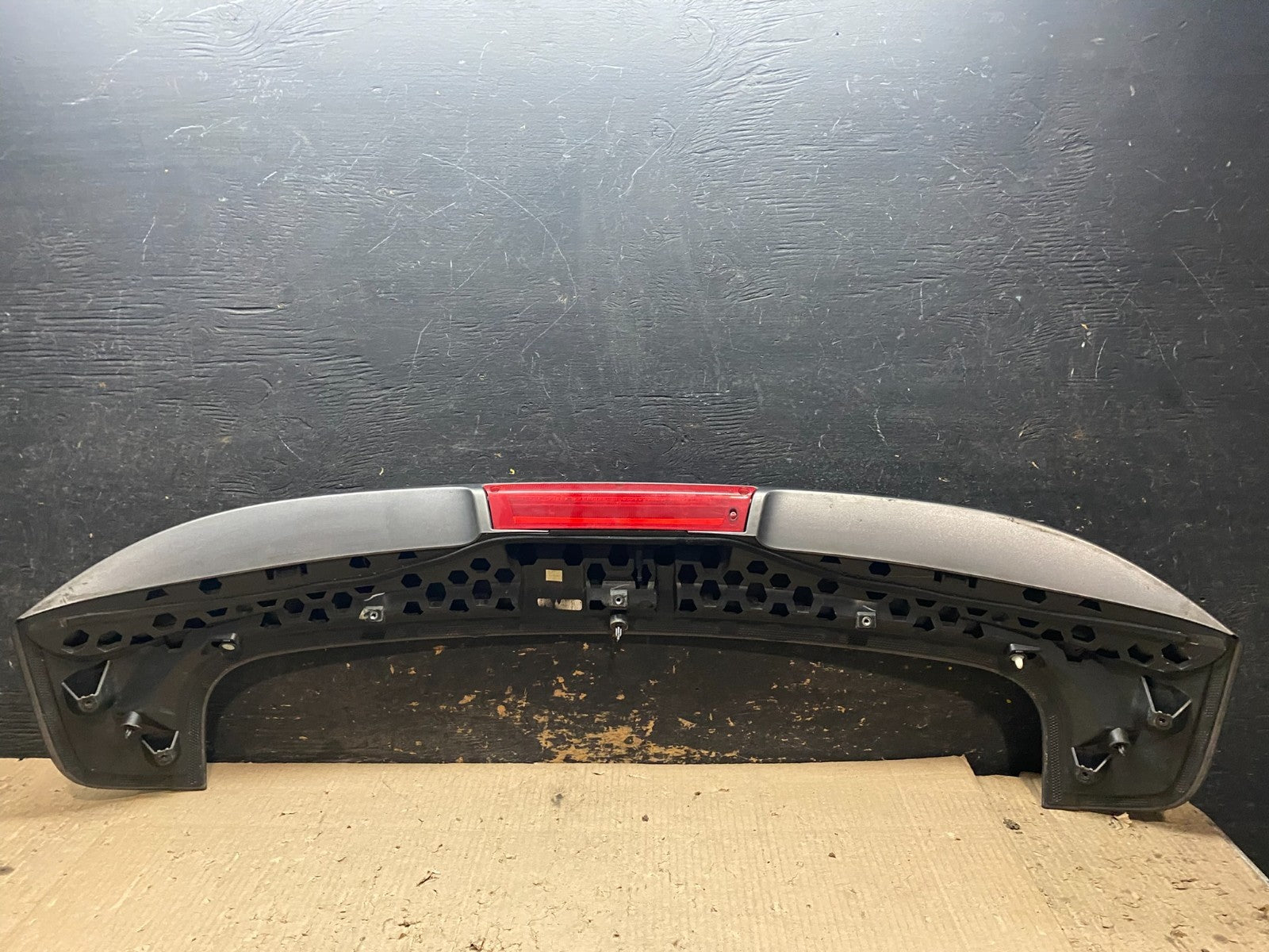 2012 to 2017 Ford Focus SE 4DR Hatchback Trunk Lid Spoiler Wing OEM X8118 DG7