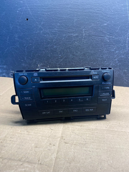 2010 to 2011 Toyota Prius Radio Stereo Receiver Aux Disc CD Player AE8254 DG0