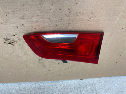 2016 - 2019 Chevrolet Malibu Right Passenger RH Inner Tail Light AI1045 DW0