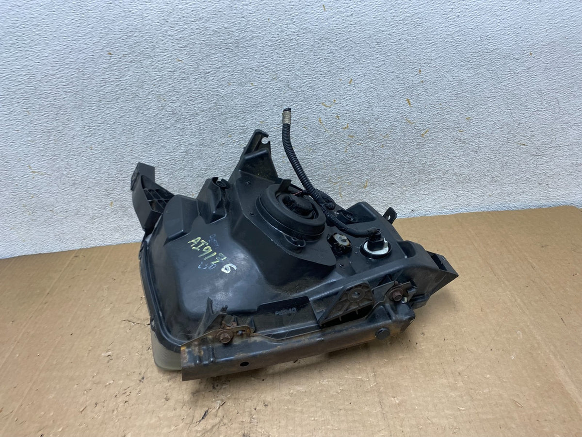 2003 to 2006 Honda Element Left Driver Lh Side Headlight AI9176 DW5
