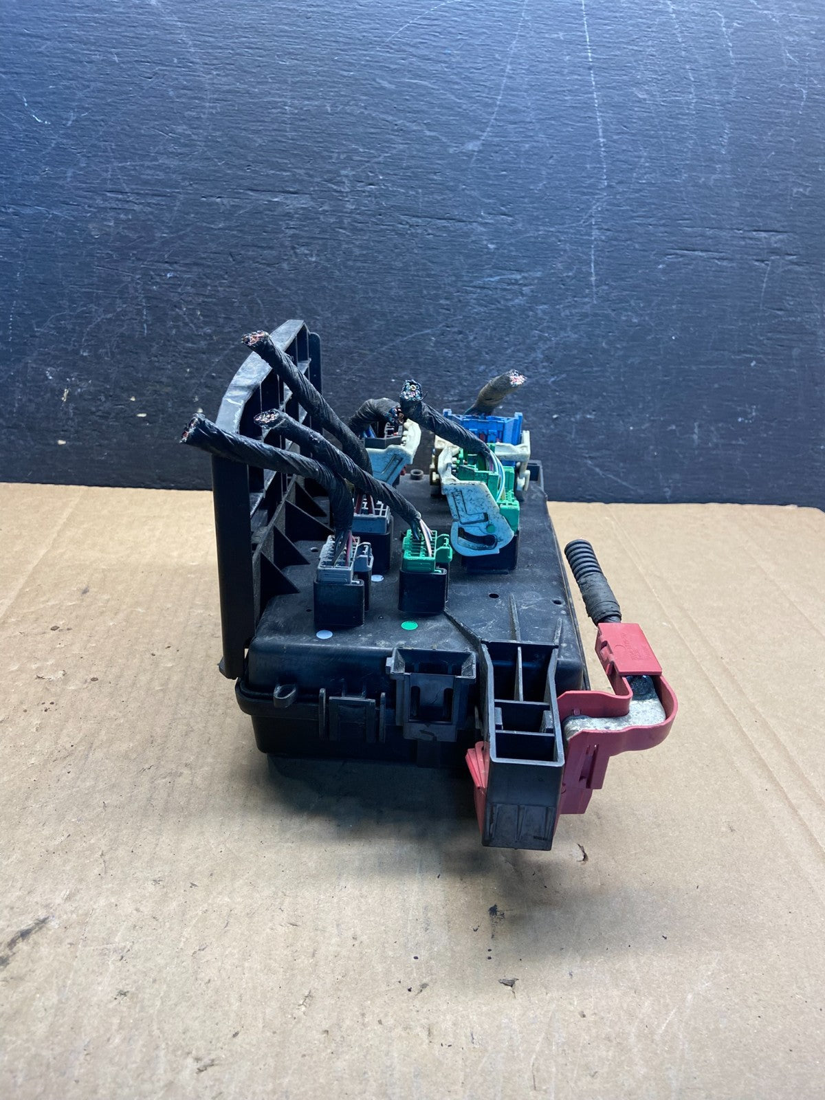 2010 Dodge Charger Fuse Box Body Control Module BCM AG1485 DG2