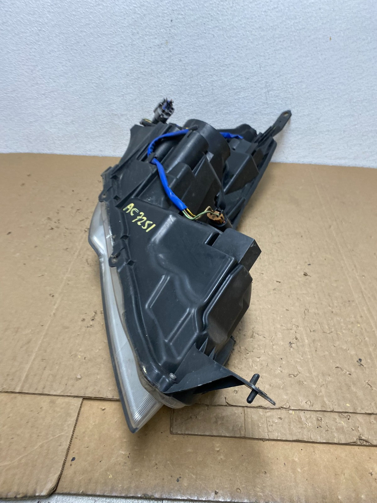 2013 2014 Subaru Legacy Outback Left Driver Halogen Headlight AC7251 DW6