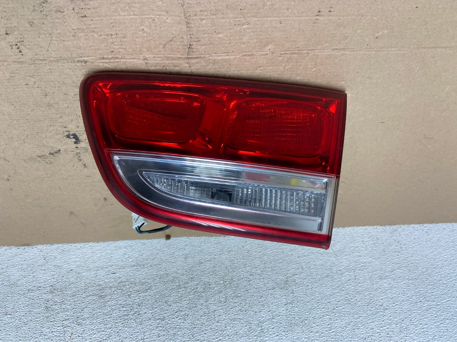 2016 2017 2018 Kia Sorento Right Passenger RH Inner Tail Light AF4683 LK0