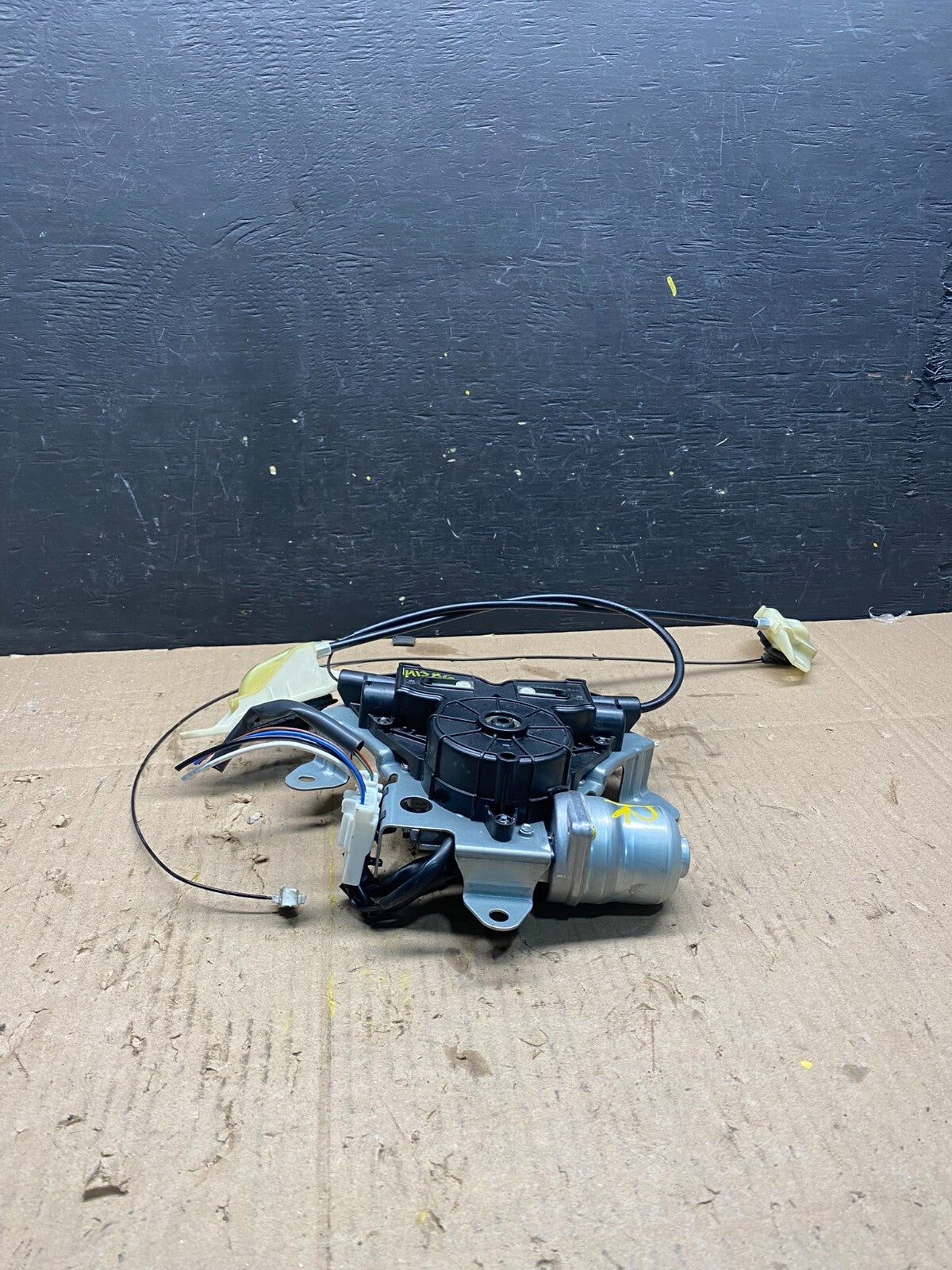 2011 to 2017 Nissan Quest Rear Right Power Sliding Door Motor Wire OEM M1386 DG1