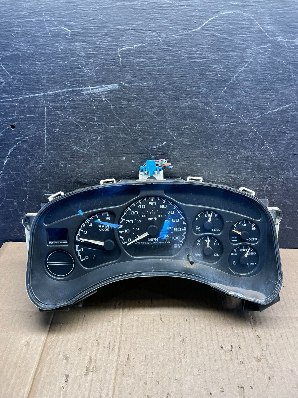 2008 to 2011 Chevrolet Tahoe Hybrid Speedometer Gauge Cluster T1832 DG0