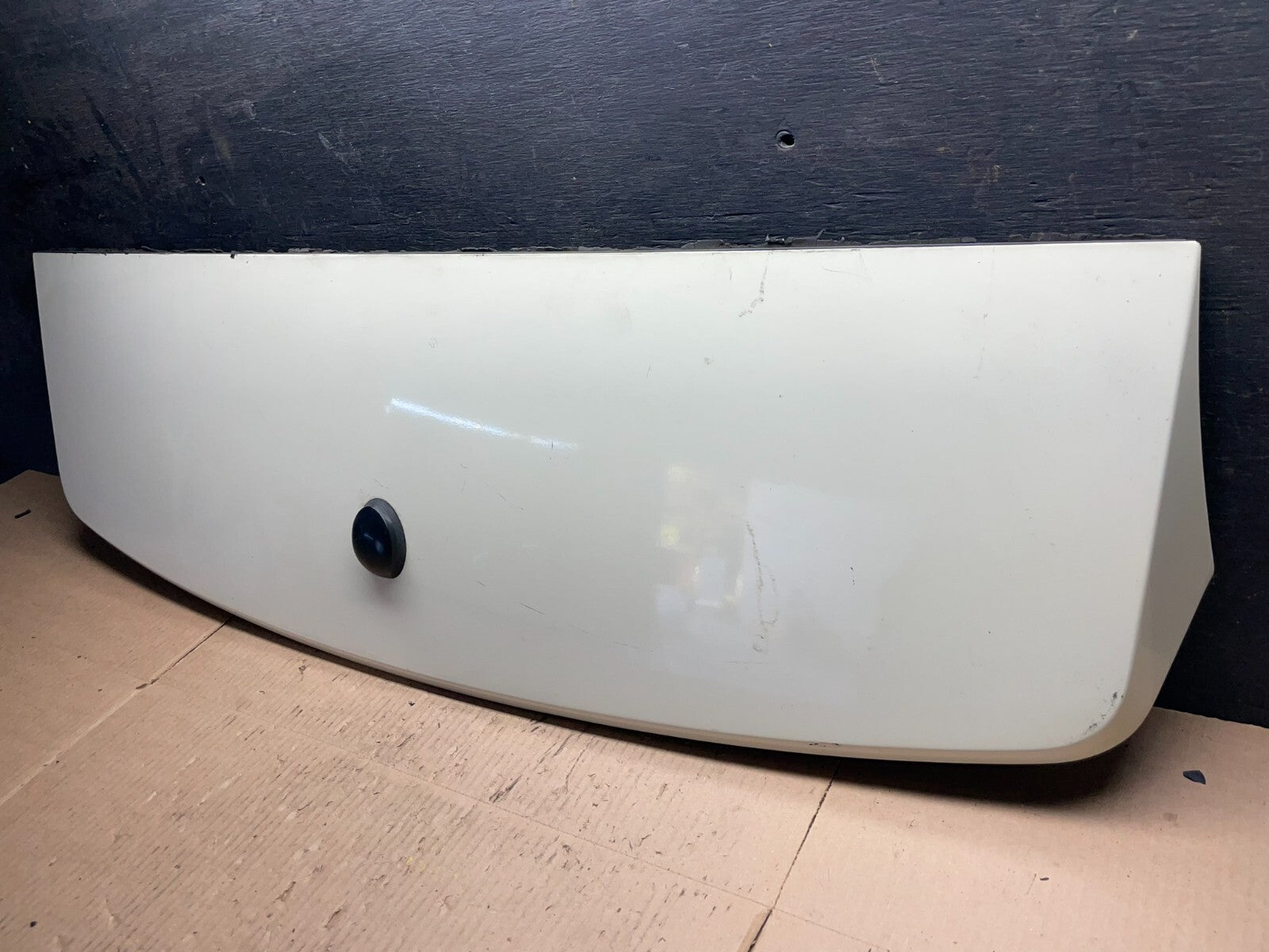 2007 to 2009 Ford Edge Rear Spoiler Wing With Brake Light OEM C2149 DG11