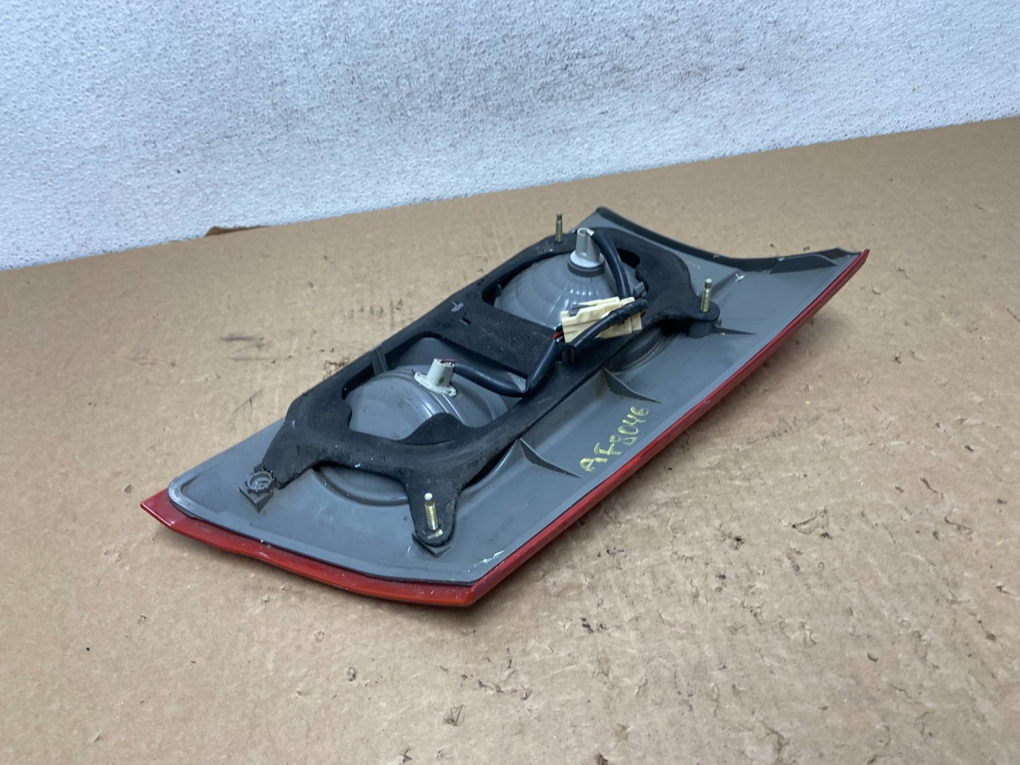 2006 to 2010 Toyota Sienna Right Passenger RH Inner Tail Light AF8046 DW6