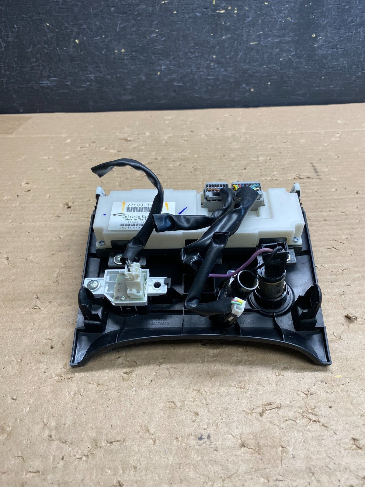 2011 to 2015 Nissan Rogue Heater Temperature AC Climate Control AG8433 DG4
