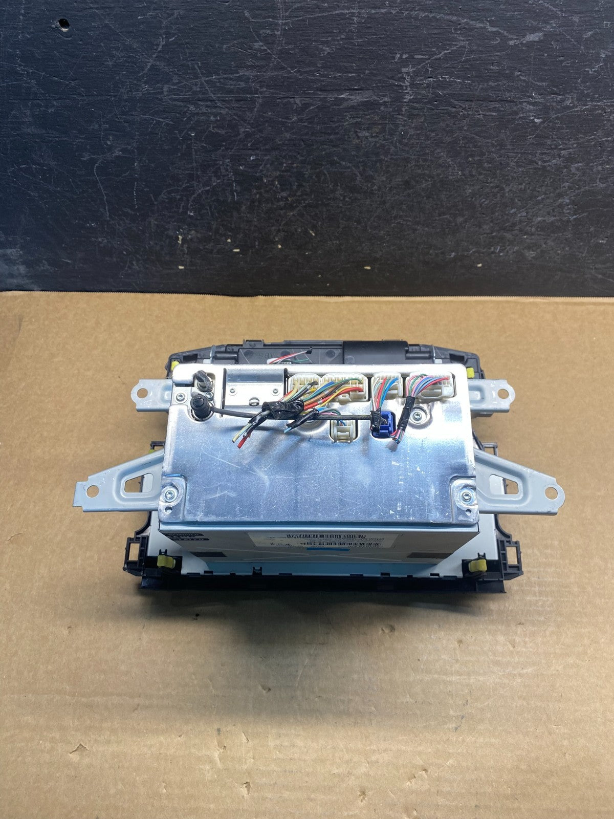 2011-2012 Toyota Avalon Radio Stereo 6 Disc Changer Cd Player 86120-07120 AF65755