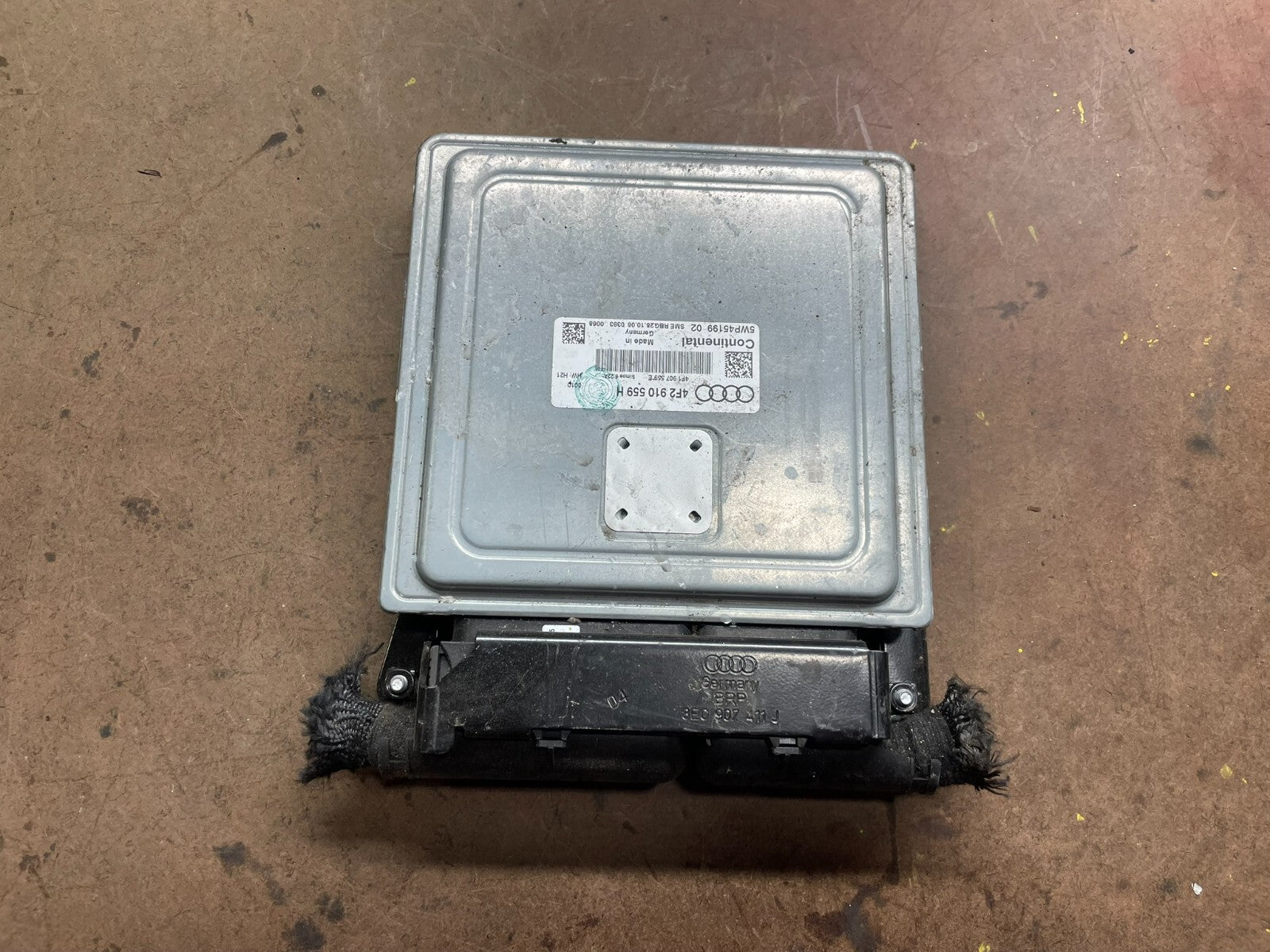 2009 to 2010 Audi A6 Engine Control Module ECM ECU I66120