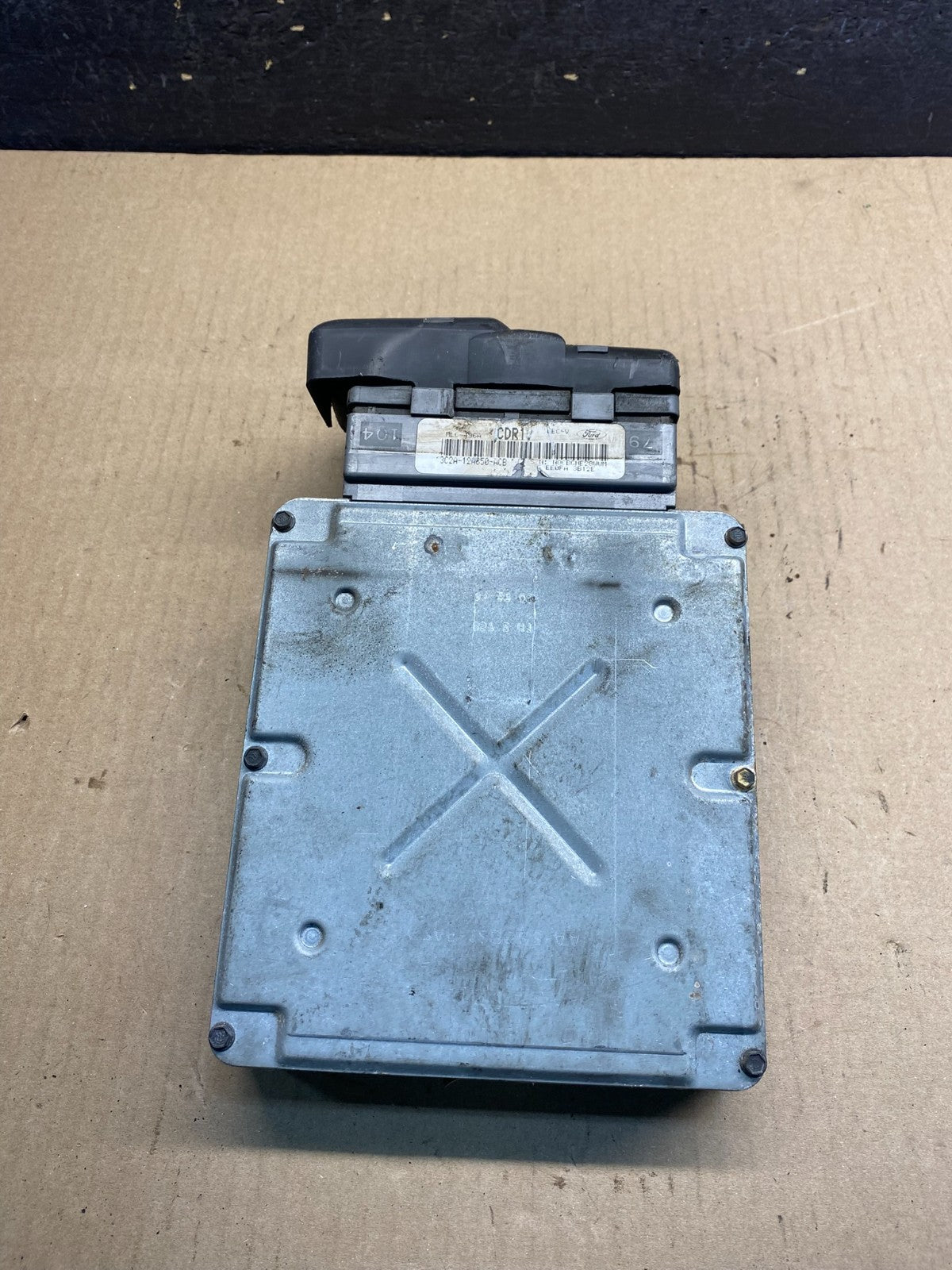 2003 Ford E350 Van 4.6L Engine Control Module Unit ECU 3C2A-12A650-ACB AH1683 DG1
