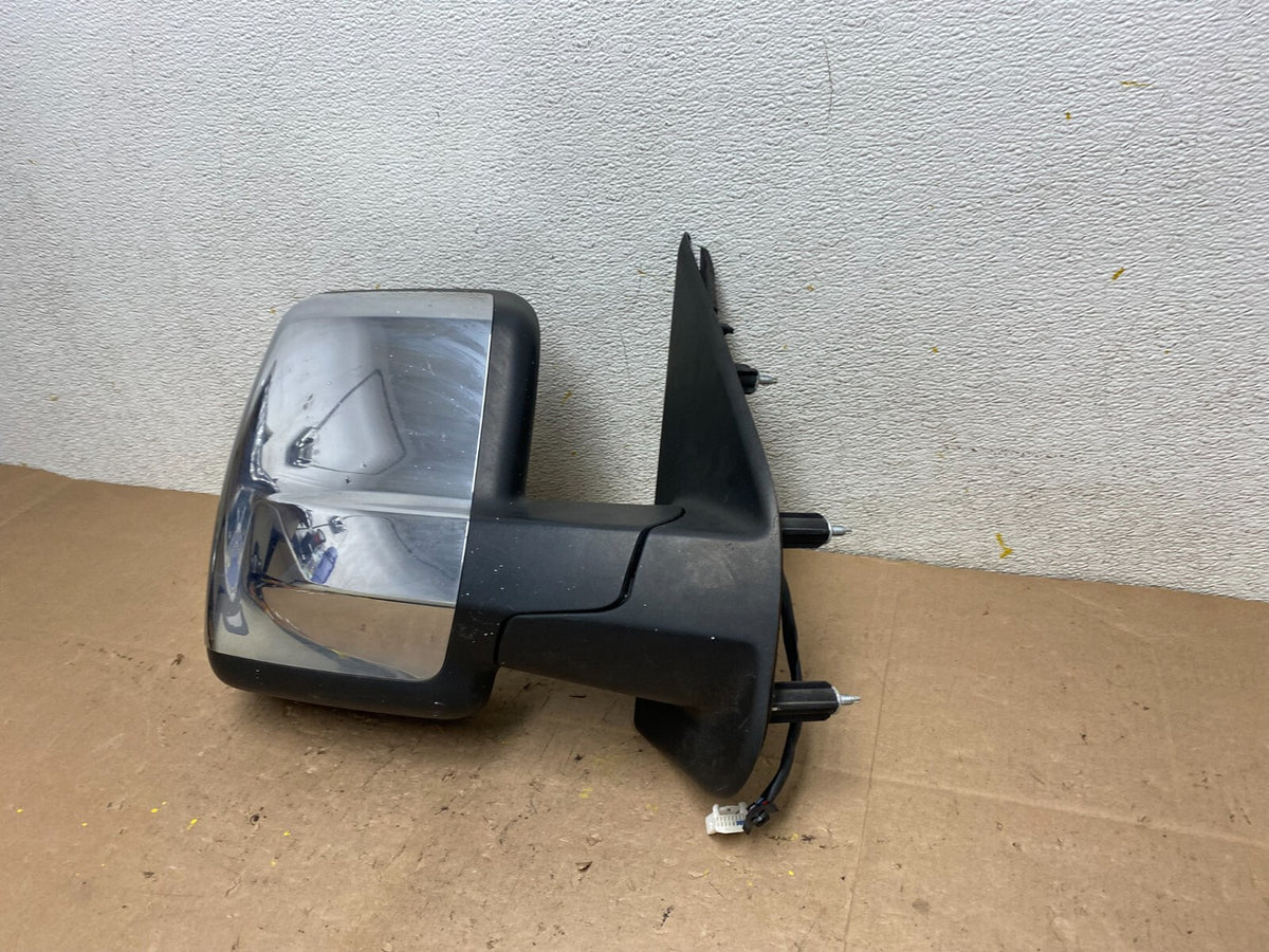 2012 to 2016 Nissan NV1500 NV3500 Right Side View Door Mirror M40071