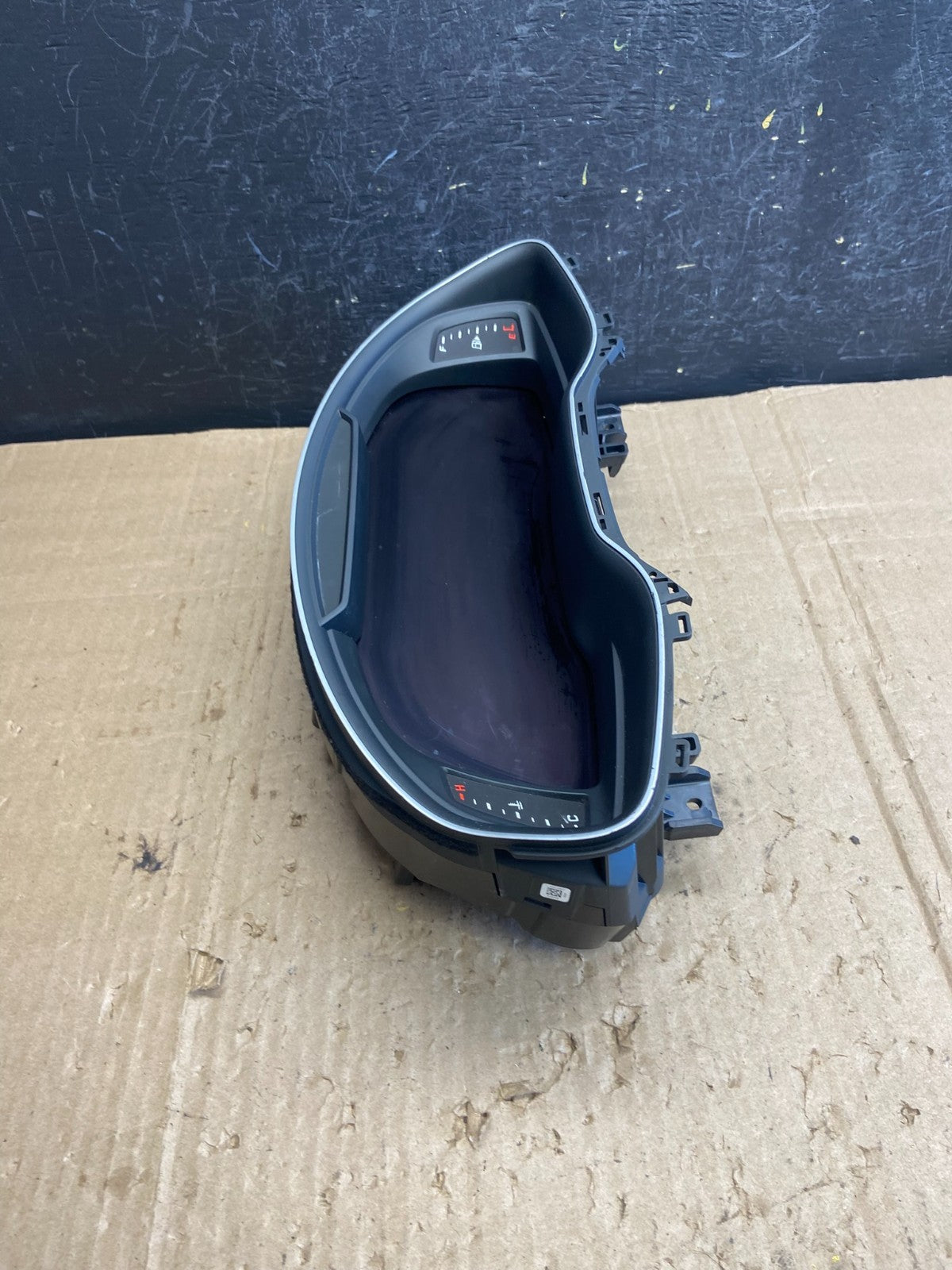 2017 - 2018 Audi Q7 Speedometer Cluster Gauge ae2018 DG1