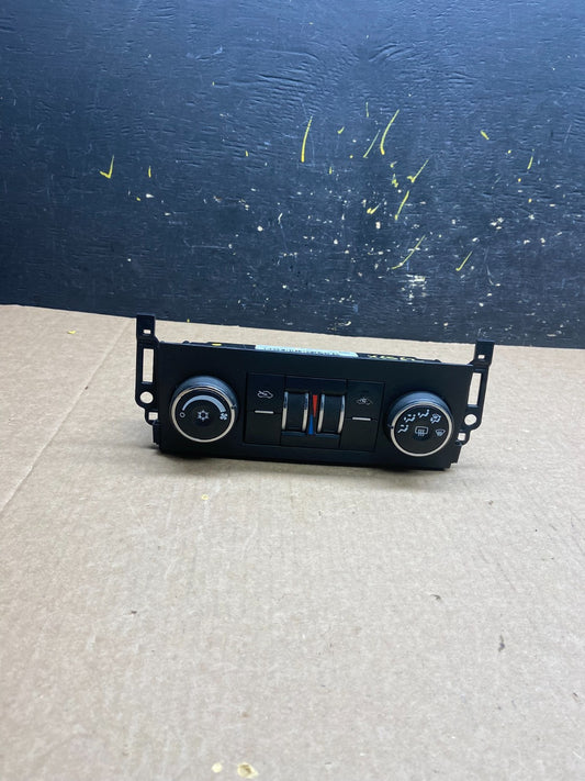 2012 to  2013 Chevrolet Avalanche 1500 Tahoe Climate Control A/C  Panel X6562 DG0