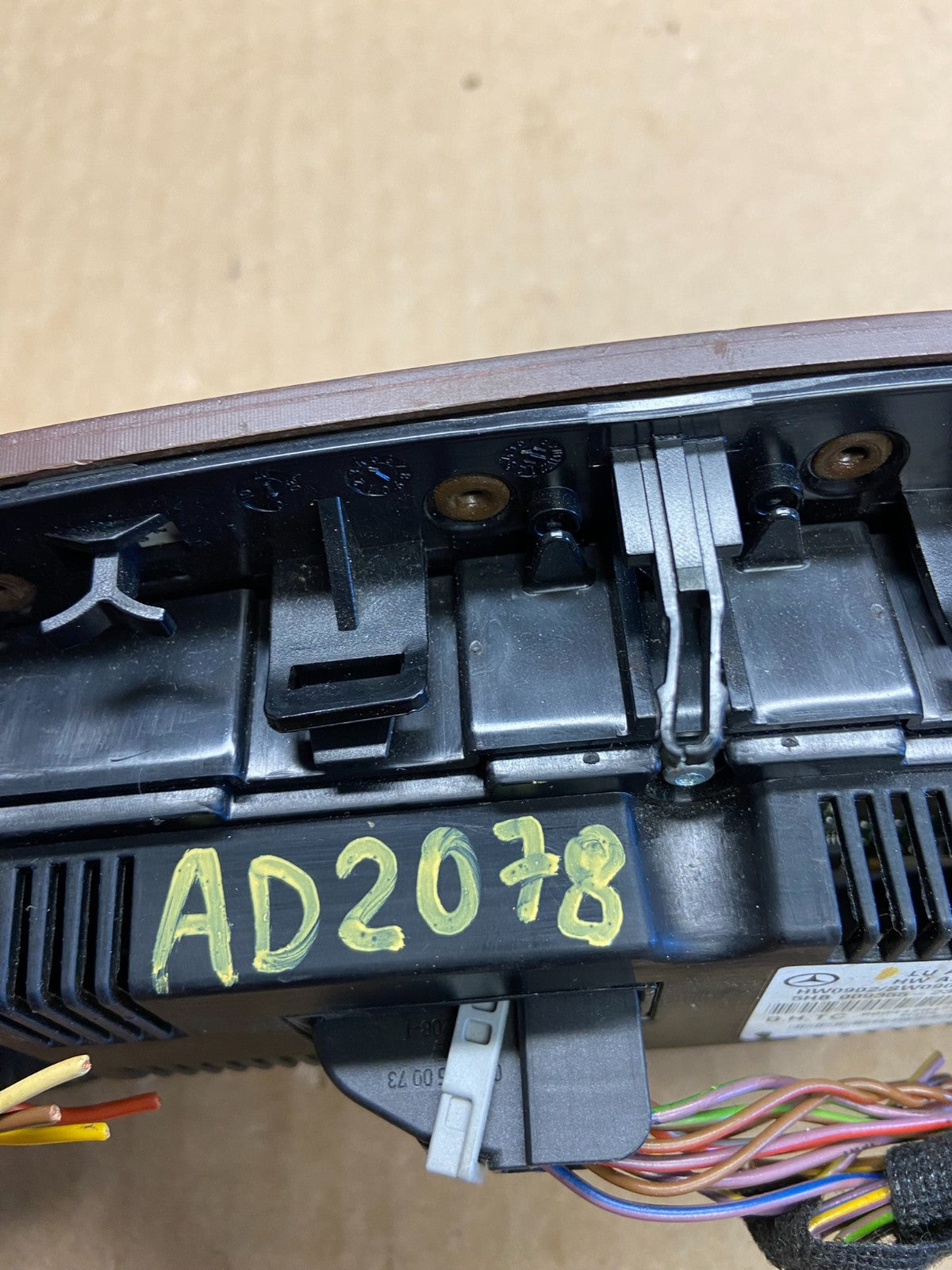 2010-2017 MERCEDES W212 E350 E500 A/C Climate Control Panel AD2078 DG5