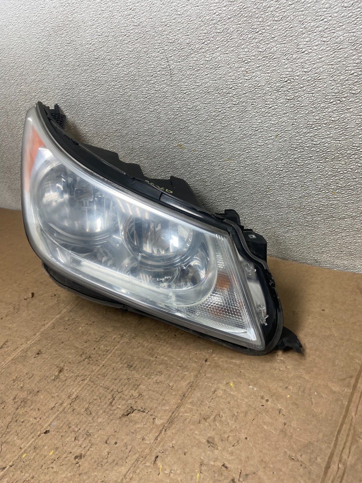 2010 to 2013 Buick Lacrosse Right Passenger Halogen Headlight Oem AA3613 PS1