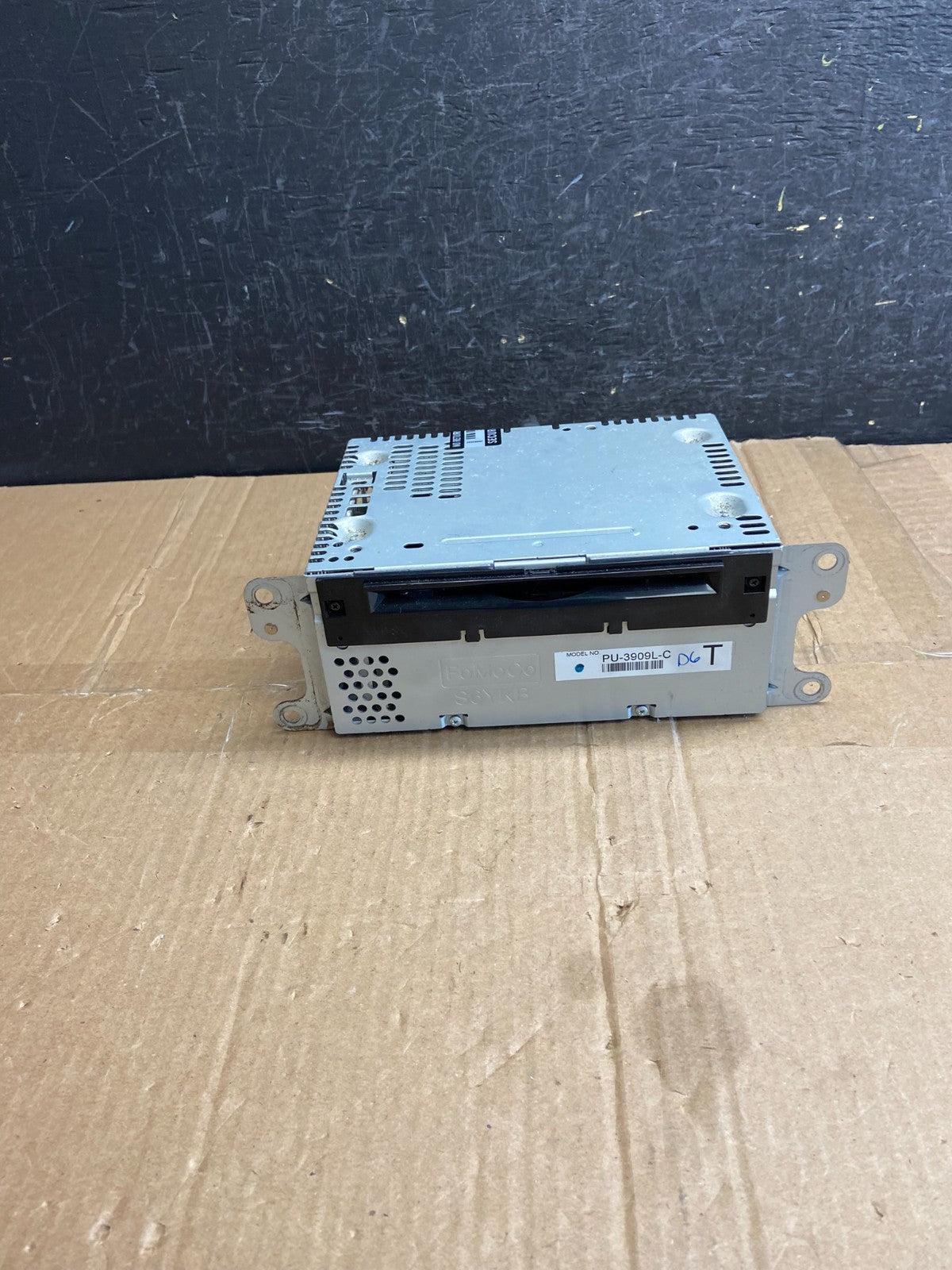 2011 2015 Ford Explorer Audio Equipment Radio Receiver AM FM CD AF2817 DG0