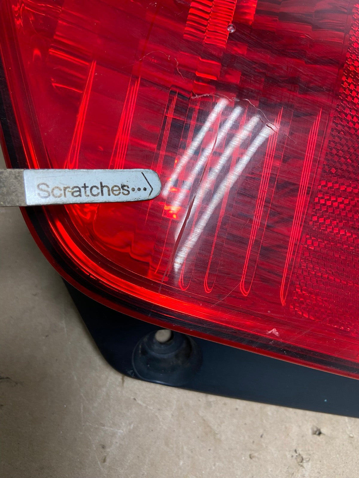 2005 to 2012 Nissan Pathfinder Right Passenger RH Side Tail Light AG4305 LK3