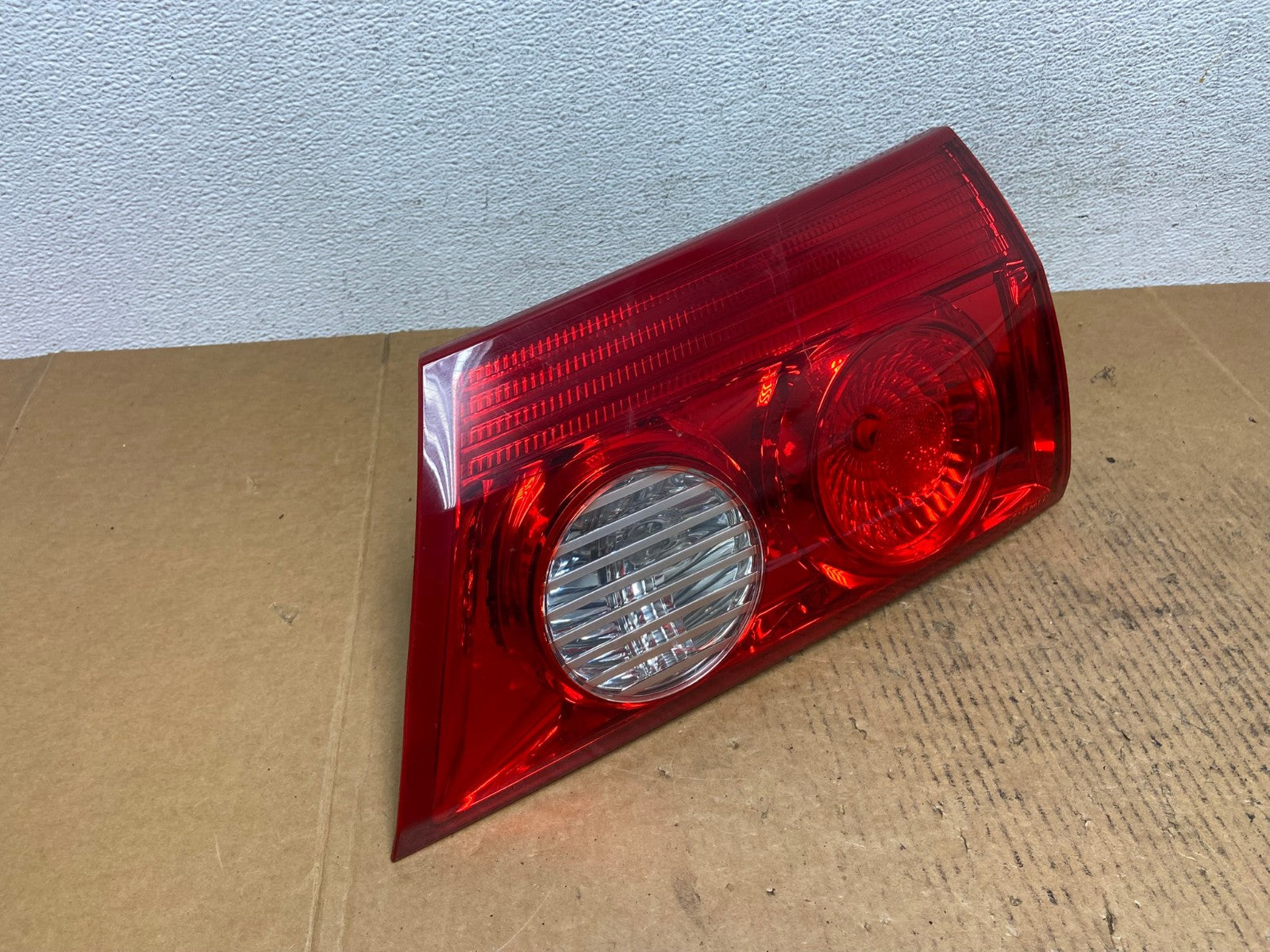 2006 to 2010 Toyota Sienna Right Passenger Rh Inner Tail Light AE0398 LK2