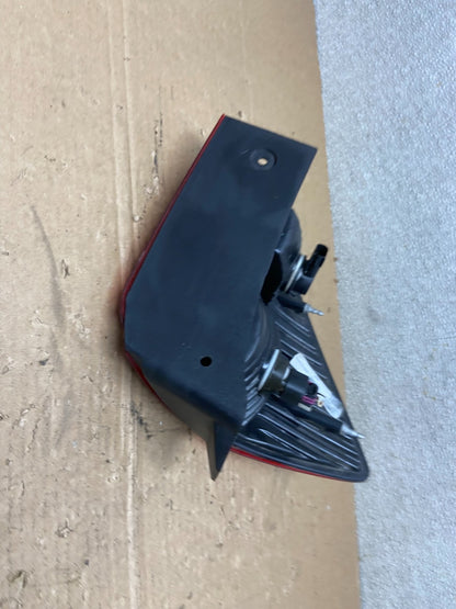 2009 - 2011 Dodge Journey Right Passenger Side Tail Light Oem AB4839 LK5