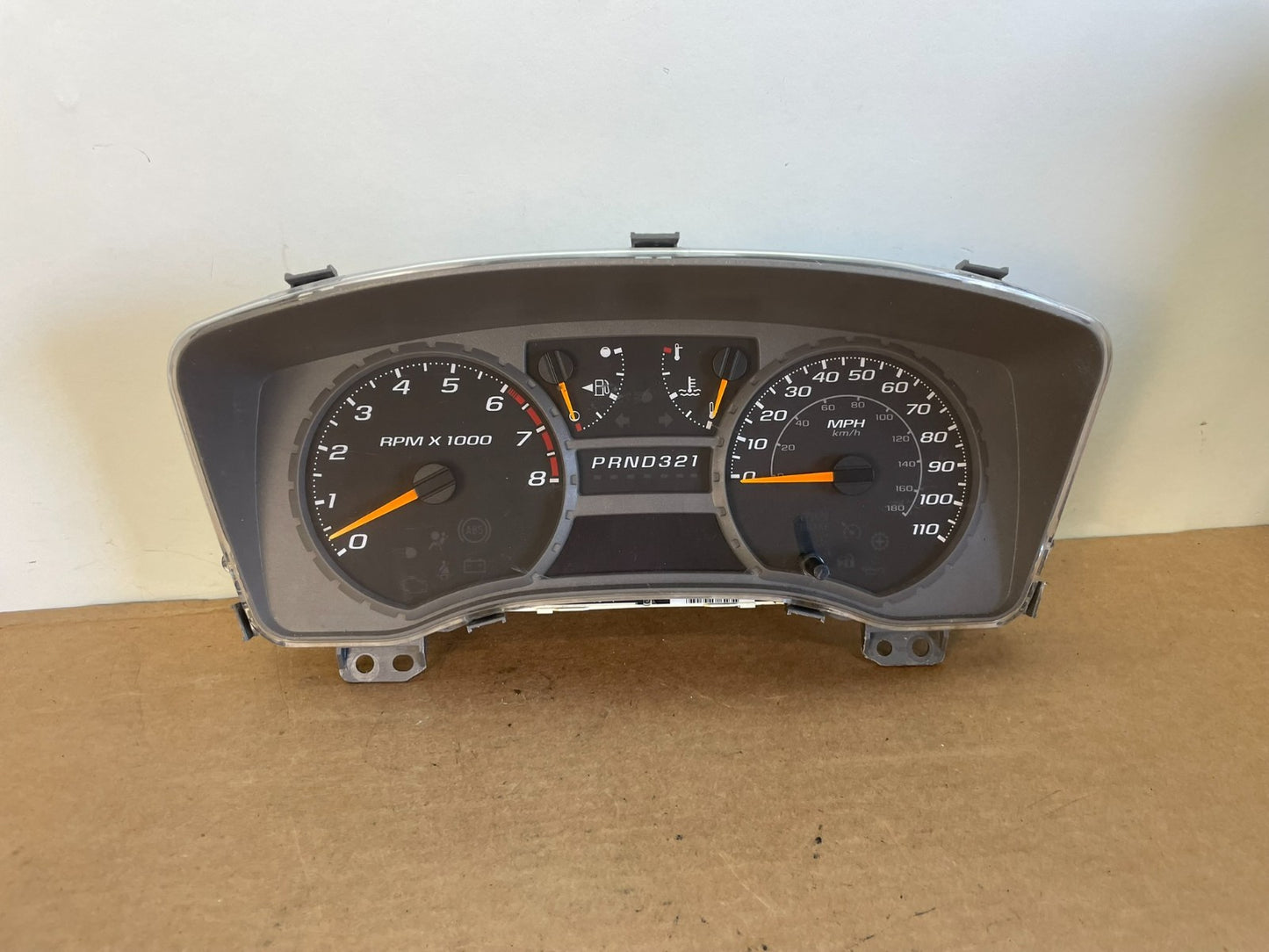 2004 to 2012 Chevrolet Colorado Instrument Cluster Speedometer AG0734 DG0