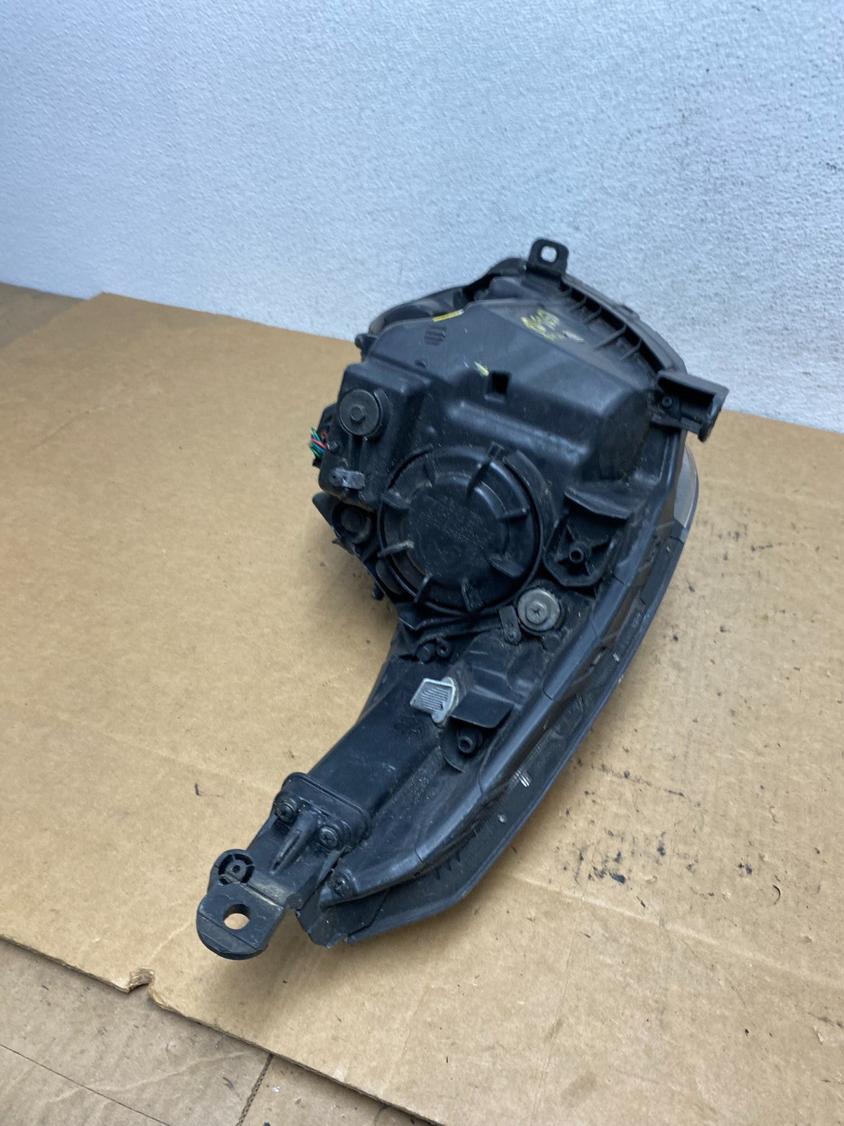 2015 to 2017 Hyundai Accent Left Driver LH Halogen Headlight AD5250 DW8