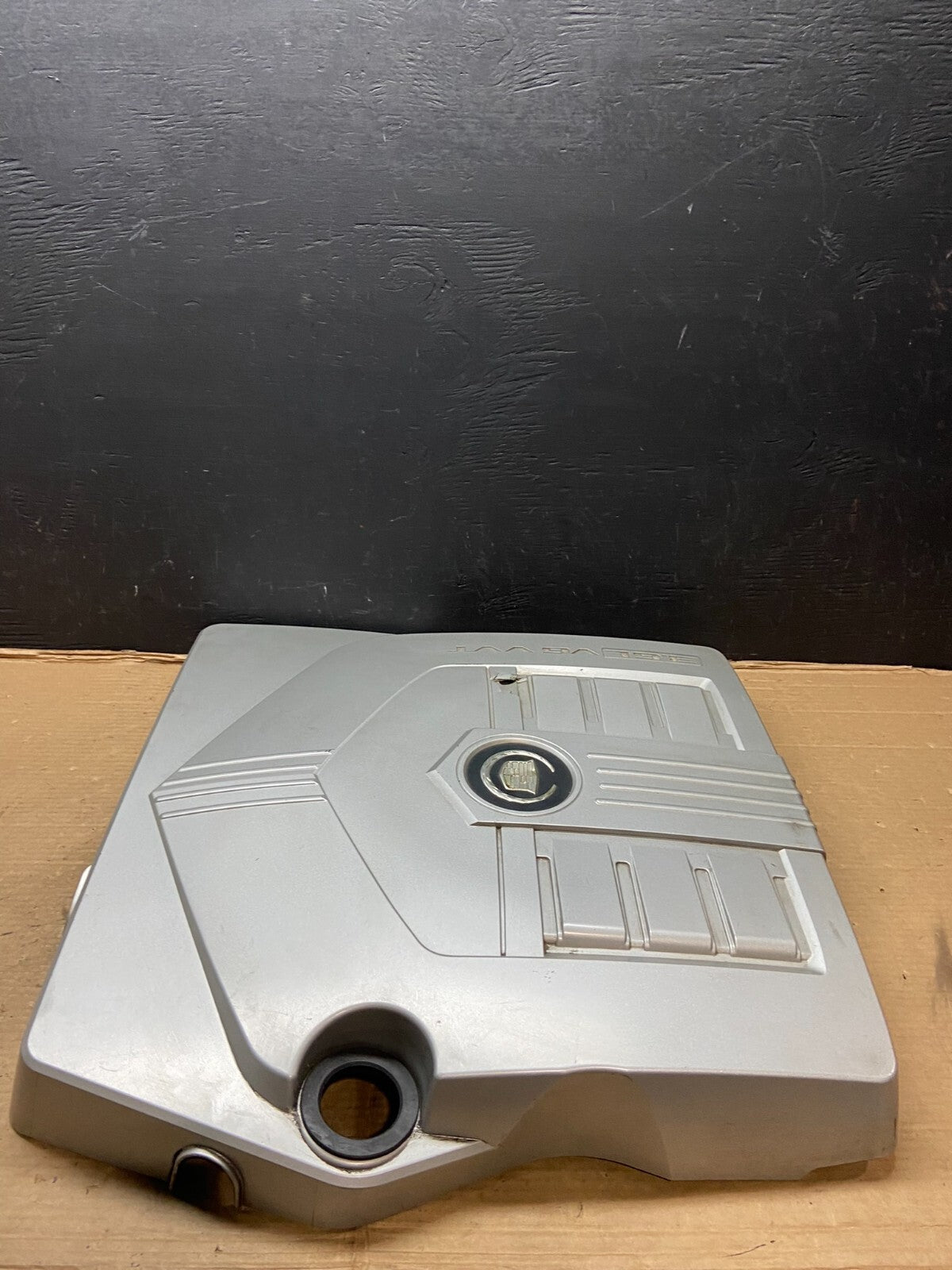 2004 to 2007  Cadillac CTS 3.6L Plastic Engine Cover Shield E8033 PS3