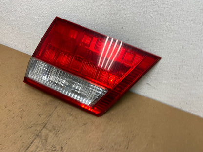 2005 2006 2007 Honda Odyssey Inner Right Passenger RH Tail Light AC3152 DW1