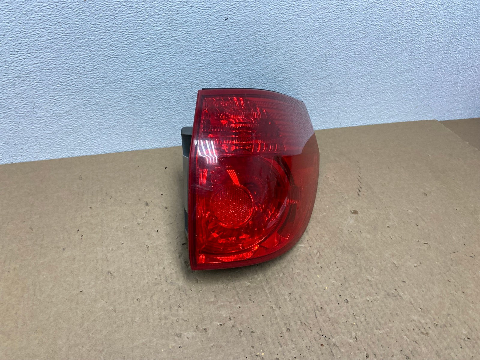 2006 - 2010 Toyota Sienna Right Passenger Side Tail Light AC1327 LK2