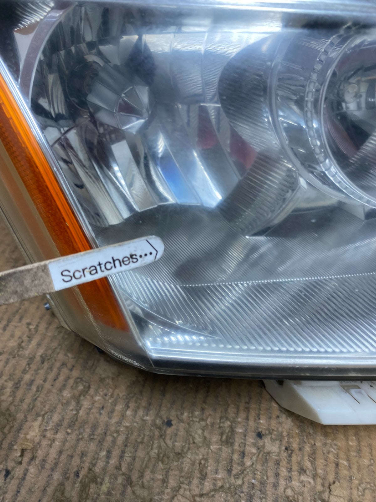 2009-2013 Nissan Rogue Right Passenger Halogen Headlight AE2662 DW3