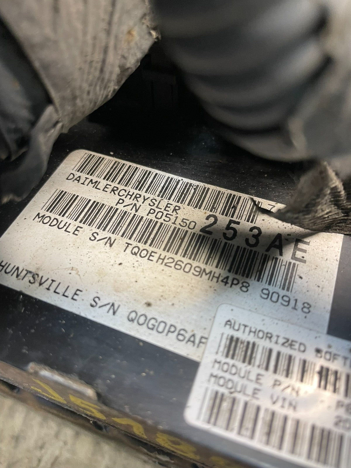 2010 Dodge Caravan Town & Country Engine Computer ECU S8303 DG3