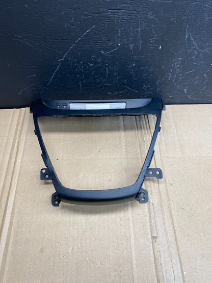 2014-2016 Hyundai Elantra Center Radio Climate Control Air Vent Bezel ab8720 DG0