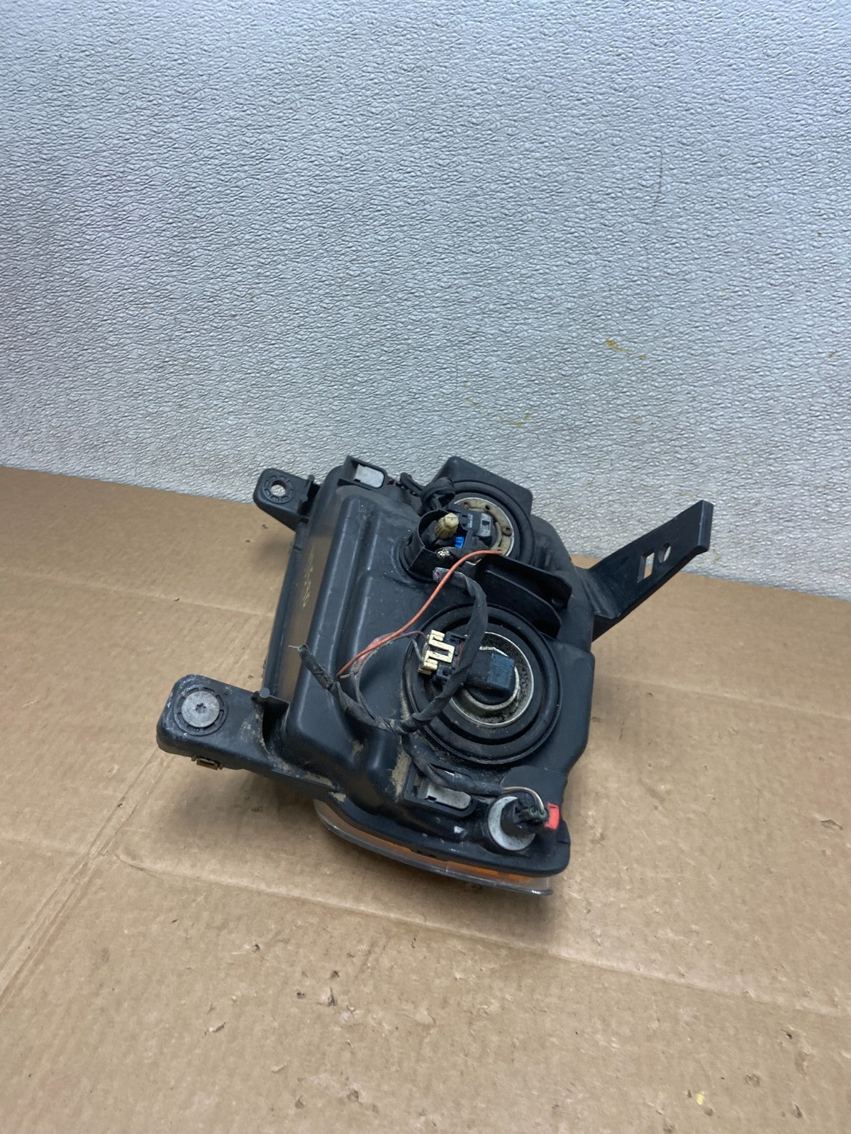 2011-2013 Jeep Grand Cherokee Right Passenger Halogen Headlight Y8590 DG6
