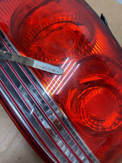 2002 - 2005 Hyundai Sonata Right Passenger RH Side Tail Light AI8761 LK3
