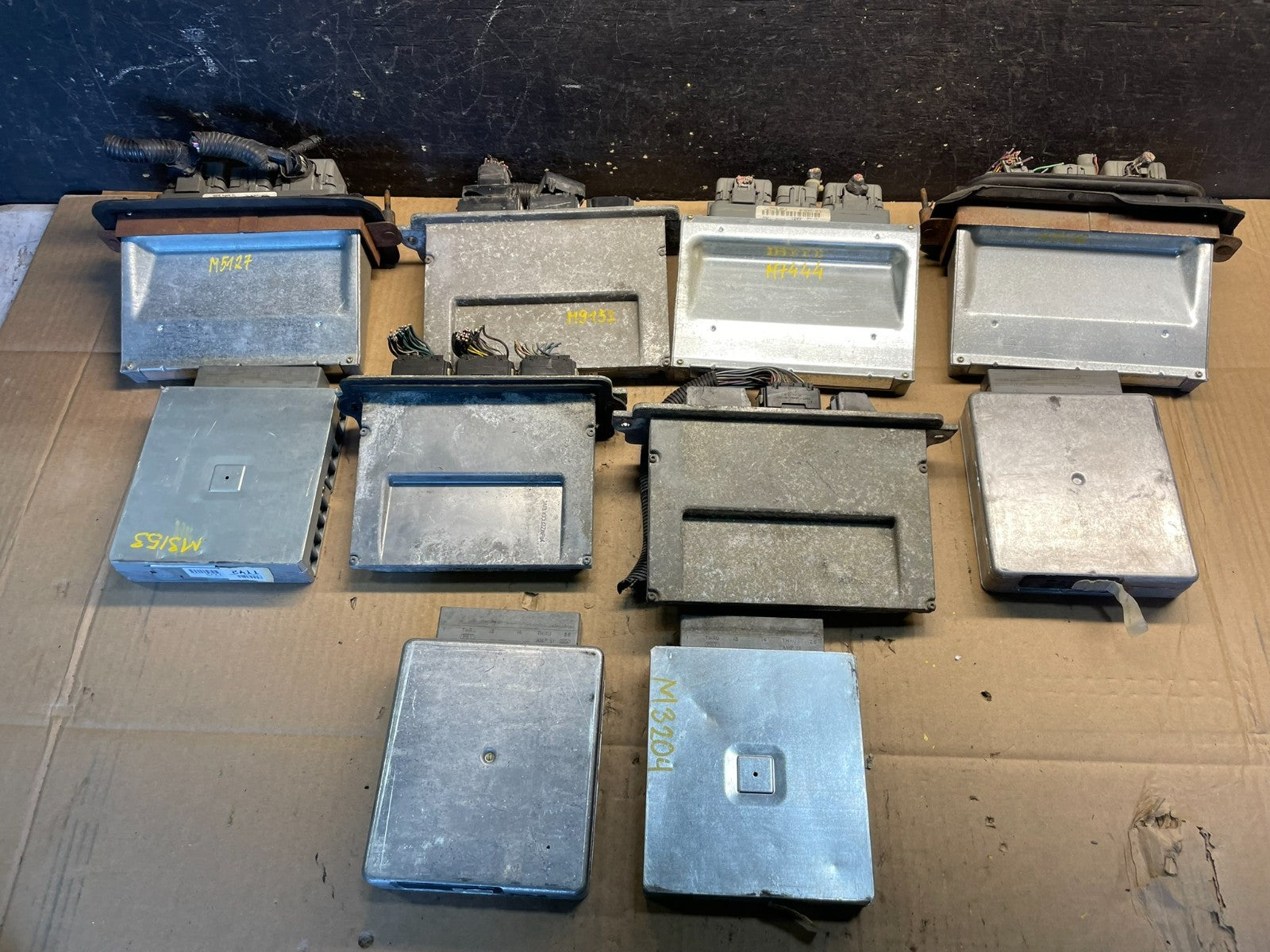 Mix of 10 Ford ECM Engine Computer Module U2118 PS1