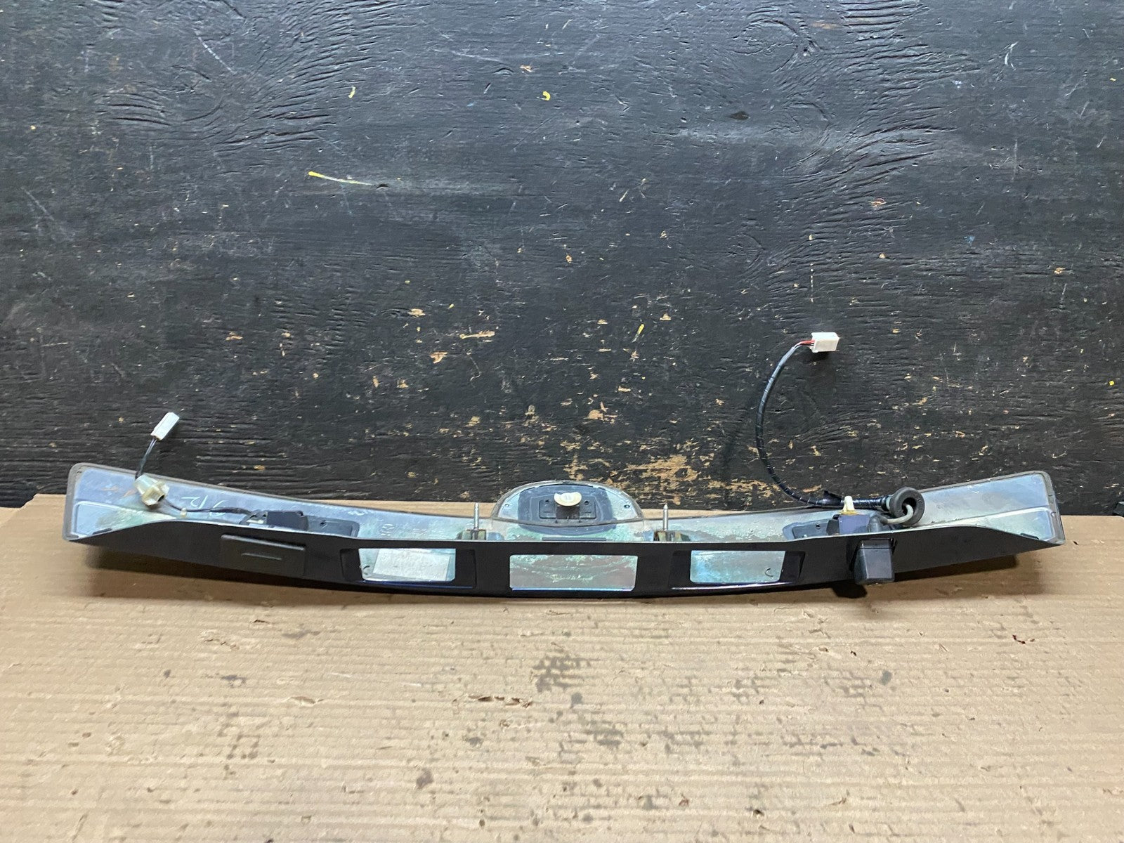 2007-2009 Mazda CX-9 Trunk Lid Garnish Panel Molding Trim Backup Camera V2553 DG5