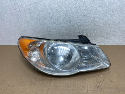 2007 2008 2009 2010 Hyundai Elantra Right Passenger Side Headlight AE6740 DW0