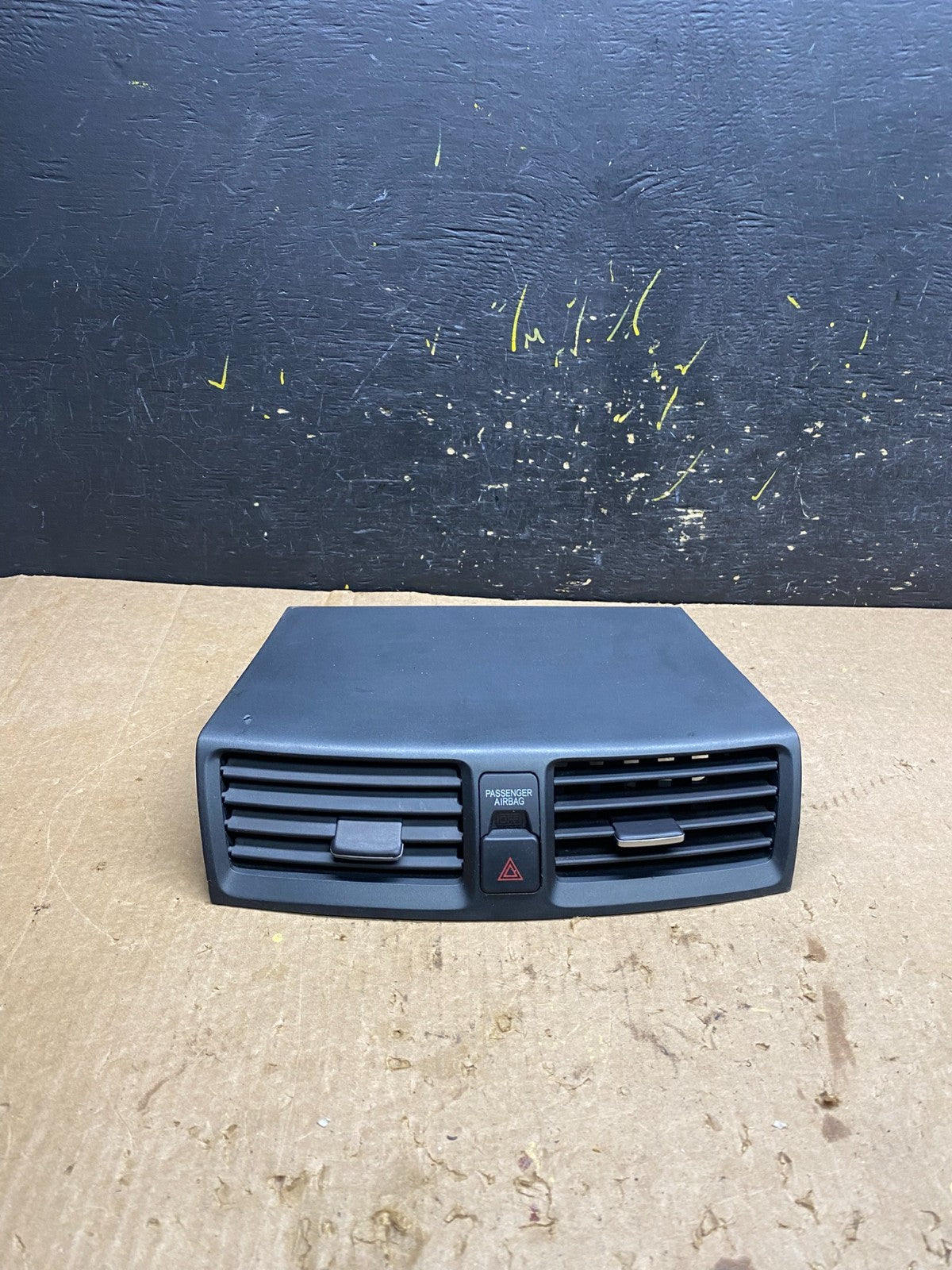 2009 to 2014 Acura TL Front Dash Dashboard AC Center Clock Air Vent Z4427 DG0